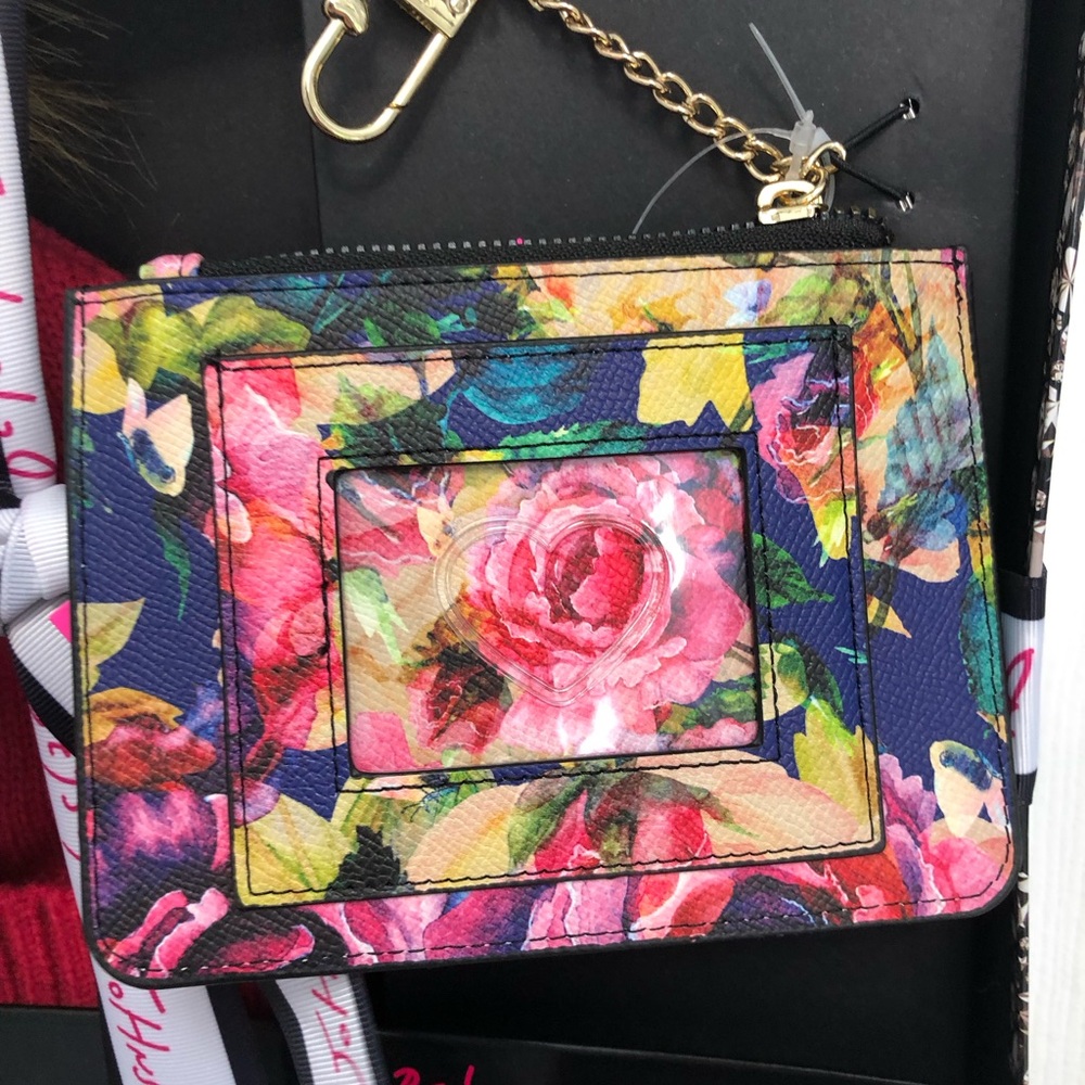 Betsey Johnson Pom Knit Hat & Keychain Floral Card Case Wallet Set New - Picture 7 of 16